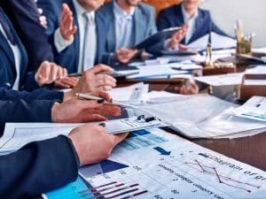 posiedzenie zarządu, narada, spółka